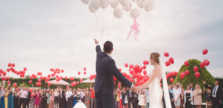 Als Überraschung oder fest eingeplant – Ballonkarten steigen lassen