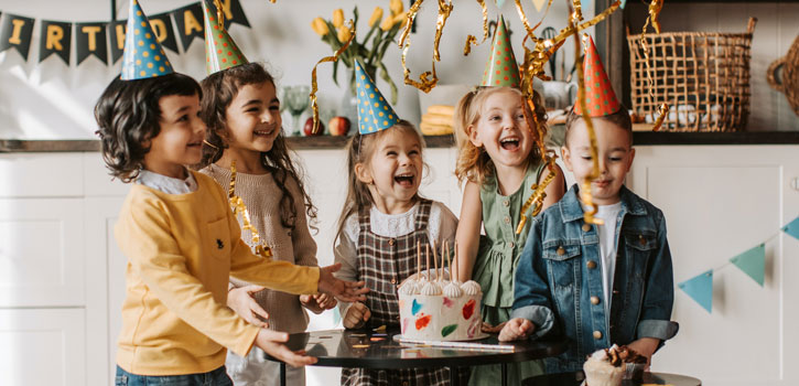 Was schreibt man in Kindergeburtstagseinladungen?