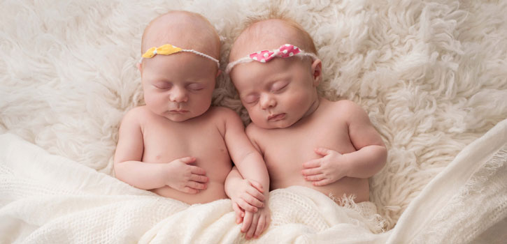 Kreativ & individuell für das doppelte Glück – Geburtskarten für Zwillinge