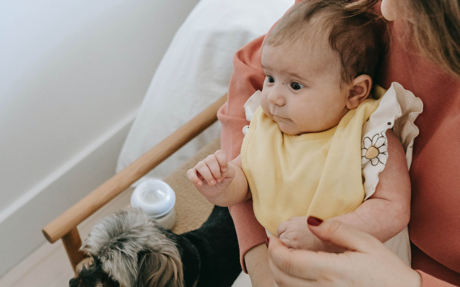 babyerstausstattung baby mit mama