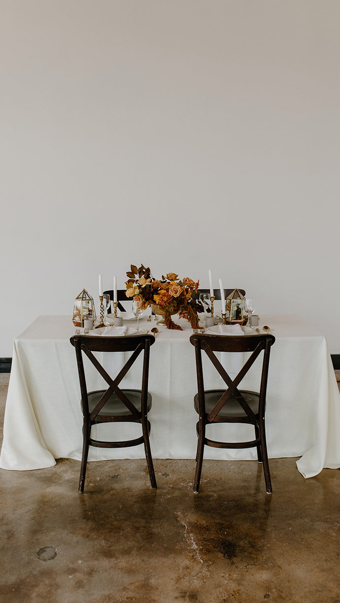 Hochzeitscheckliste Trockenbkumen Tisch